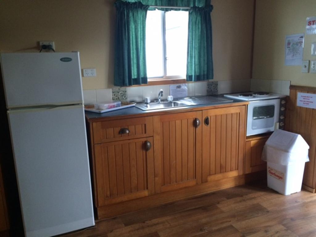 Smugglers Cove Holiday Village Форстер Номер фото