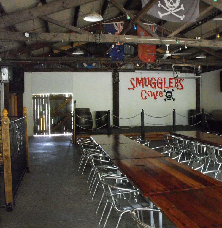 Smugglers Cove Holiday Village Форстер Экстерьер фото