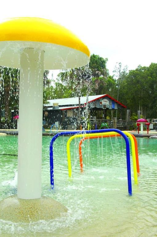 Smugglers Cove Holiday Village Форстер Экстерьер фото