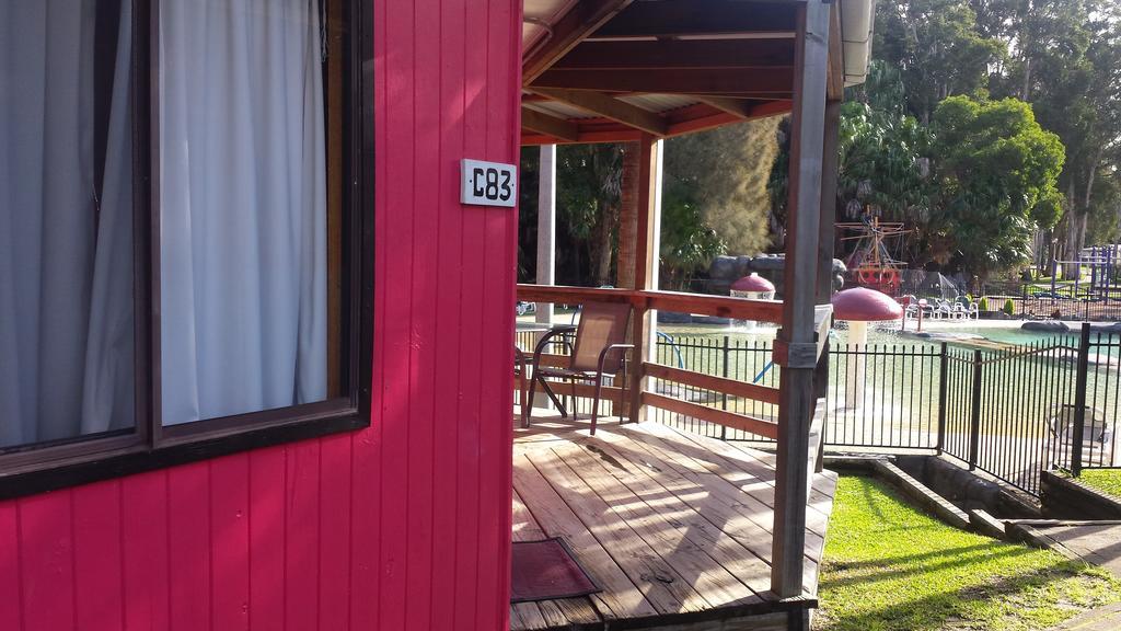 Smugglers Cove Holiday Village Форстер Номер фото